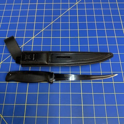 Fiskars Fillet Knife 6'' Blade With Sharpener In The Sheath Made In The USA 