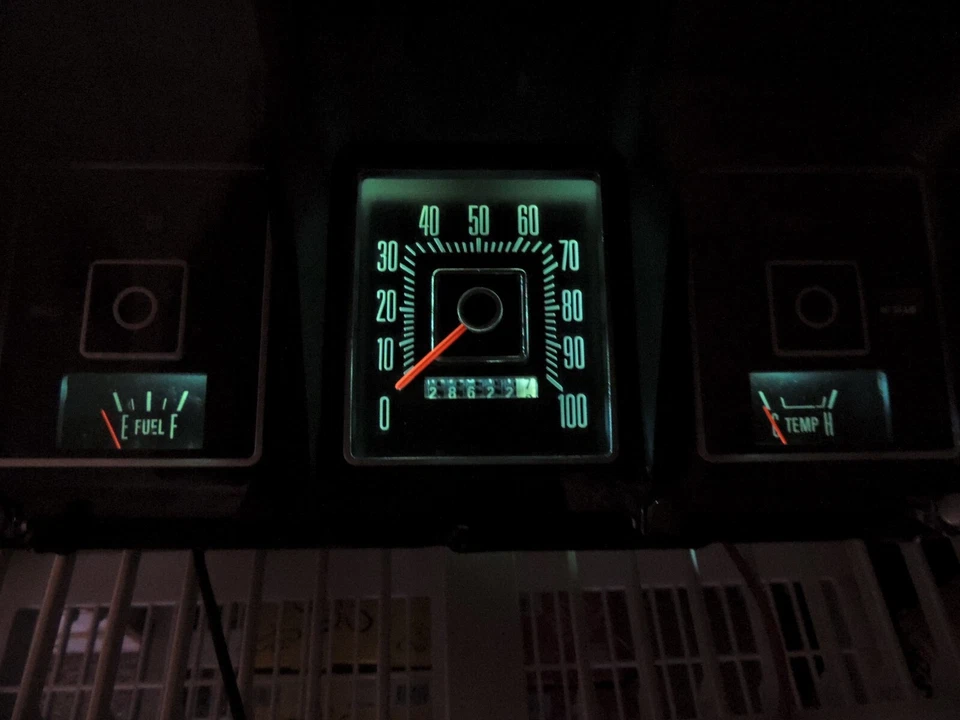 1973 年福特卡车野马厢厢式货车速度计集群翻新测试 LEDS — 第 2/4 张图片