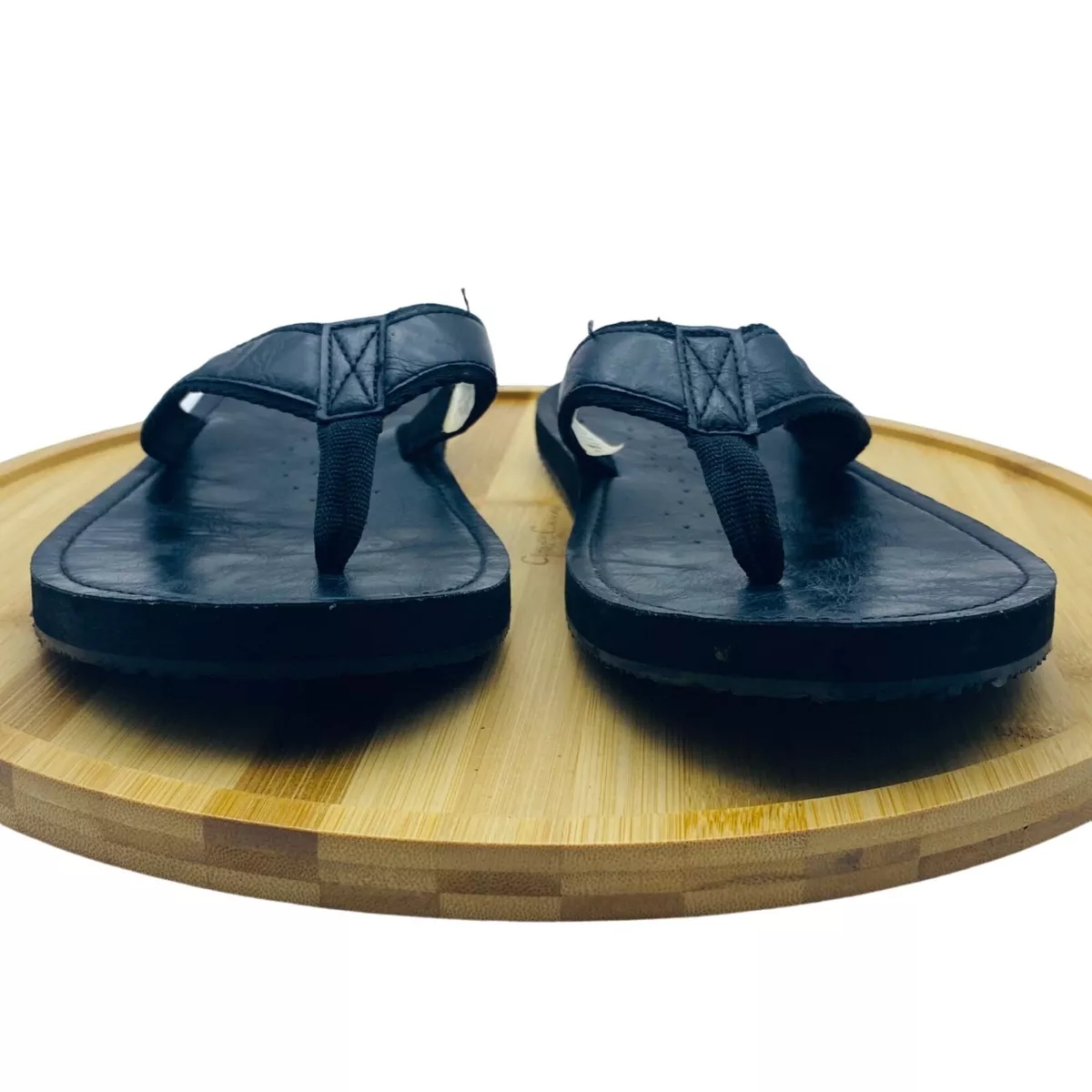Old navy hotsell mens sandals