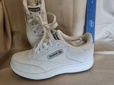 Zapatilla deportiva clásica Rebok para mujer talla 5