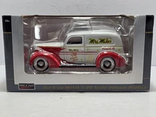 Speccast Freeport Illinois Hometown Series Mrs Mikes Potato Chips 1937 Ford NIB