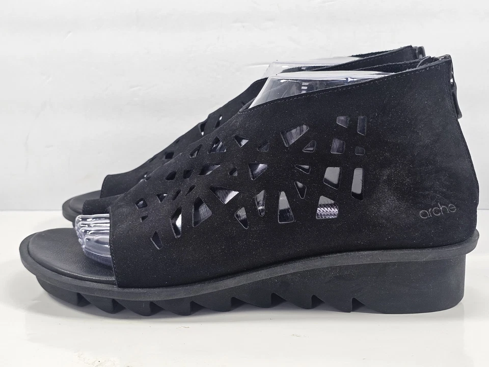 Arche Open Toe Loop Laser Cut Suede Sandals Nubuck Black Women's Size US 9 EU 40 - Image 4 of 4