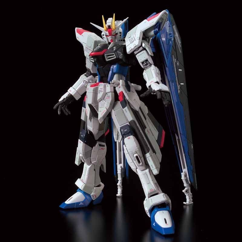 RG 1/144 ZGMF-X10A Gundam Base Limited ZGMF-X10A Freedom Gundam