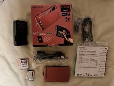 Excellent  Fujifilm Finepix Z1100EXR Digital Camera JAPAN w/ accessories