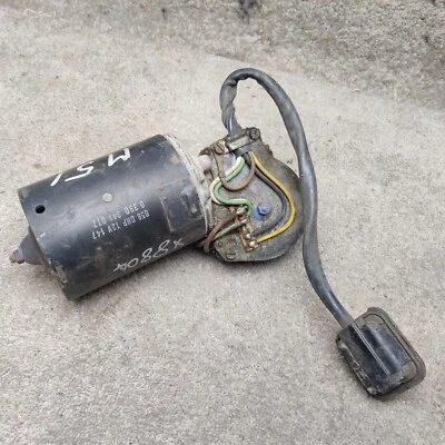 Mercedes W123 Windscreen Wiper Motor RHD Bosch 0390341077 Windshield W126 - Image 1 of 4