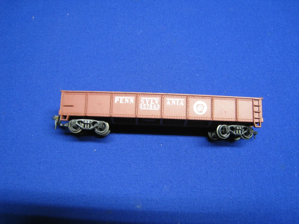 HO Scale Rivarossi Pennsylvania RR Gondola - Freight Train - Sprung Trucks - Image 2 of 4