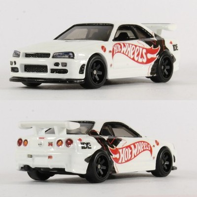 IDE - Nissan Skyline GTR R34 Custom - Hot Wheels Custom Car