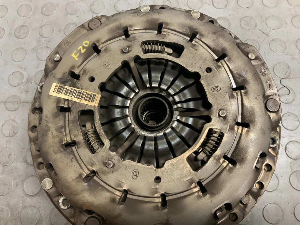 BMW 1 SERIES F20 F21 6 SPEED MANUAL CLUTCH FLY WHEEL 7614327 7614326 - Image 4 of 4