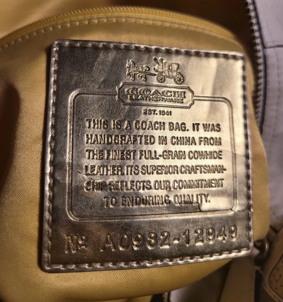 Bolso Y2K Coach Madison Sabrina Blanco Hombro Superior Mango REHABILITACIÓN LEER Foto 2 de 4