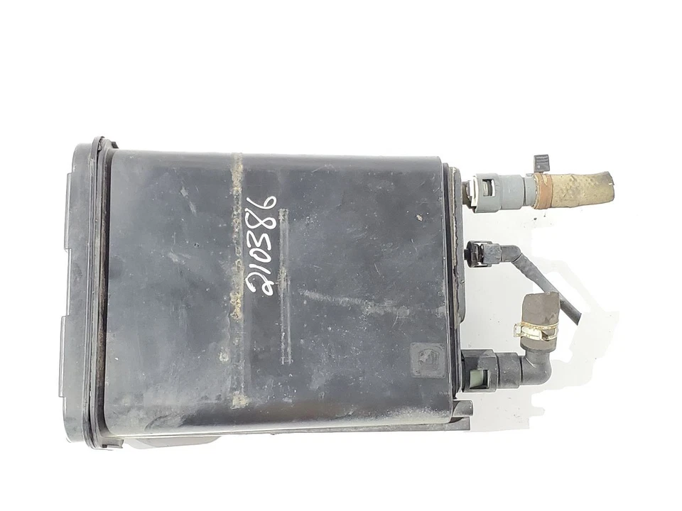 Fuel Vapor Canister OEM 2004 Isuzu Axiom 3.5L - Imagem 3 de 4