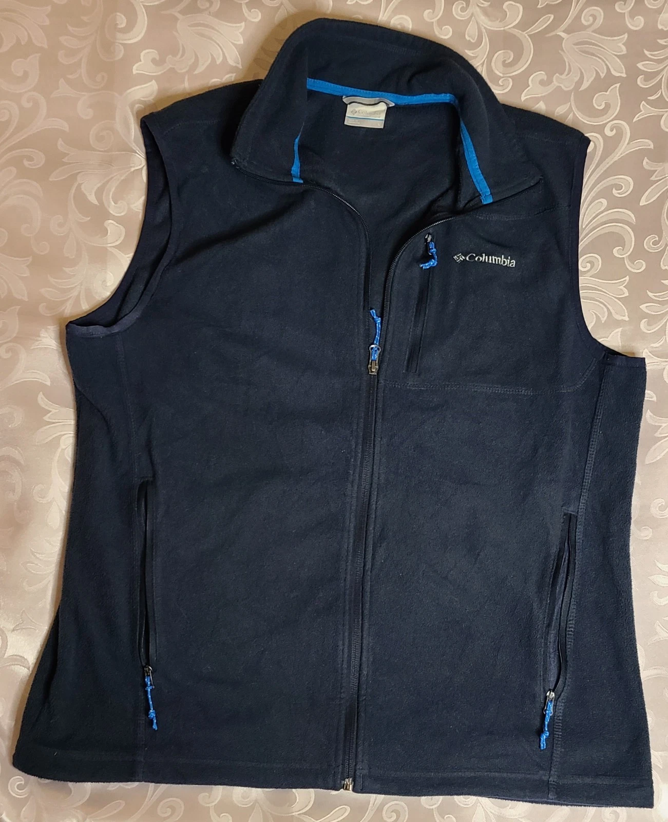 COLUMBIA MEN'S NAVY BLUE SLEEVELESS FAST TREK FLEECE POCKET VEST SIZE LARGE