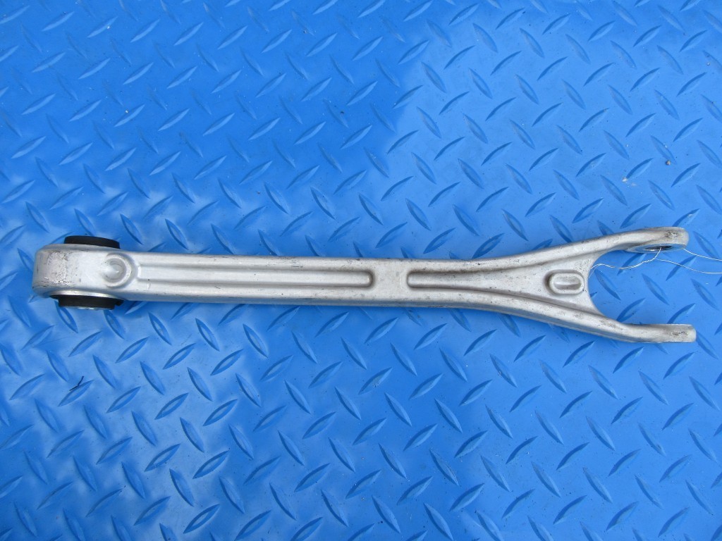 Maserati Quattroporte rear hub wishbone control arm #5896