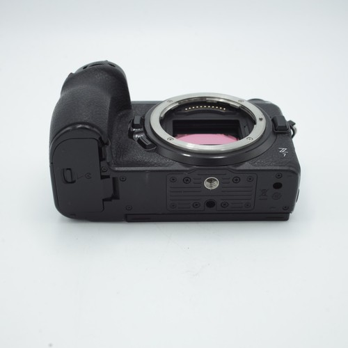 Nikon Z7 Mirrorless Camera (Body Only) *USED* - Picture 8 of 10