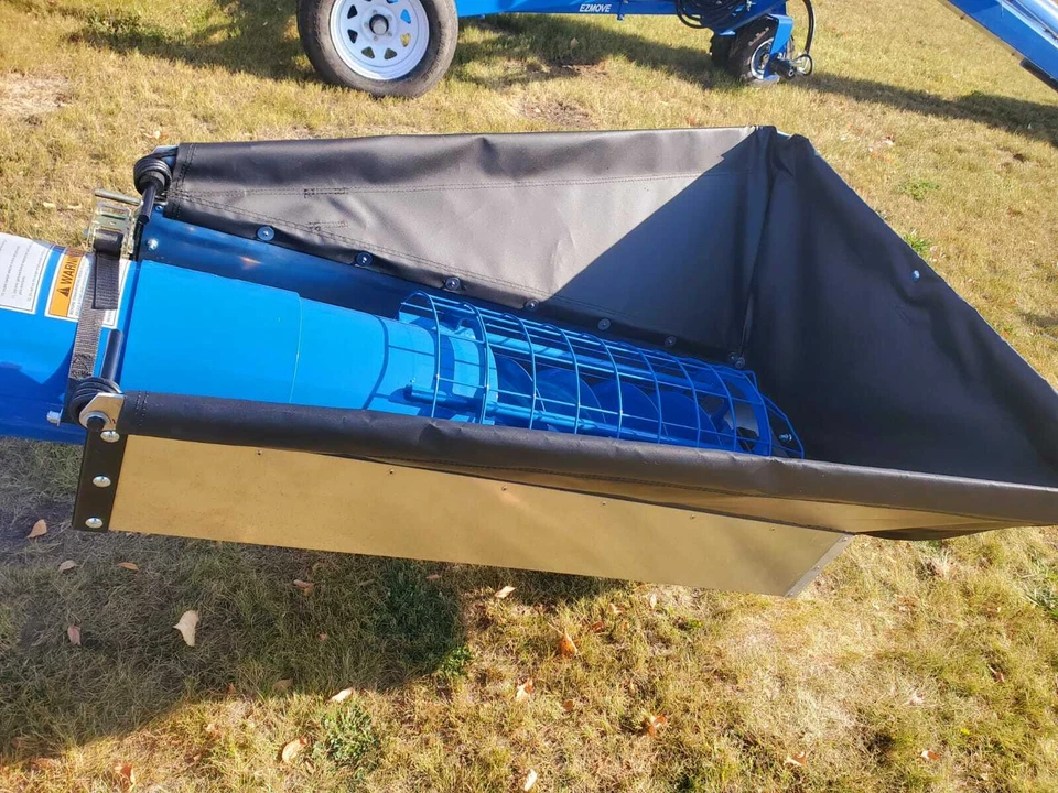 Tolva de barrena de grano New-Tech Foto 3 de 4