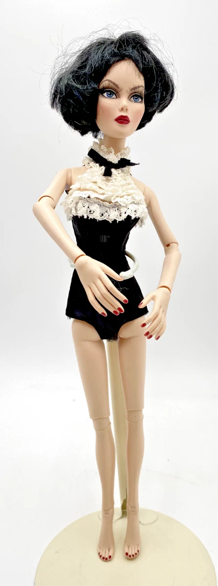 Evangeline Ghastly À VENDRE! - FR