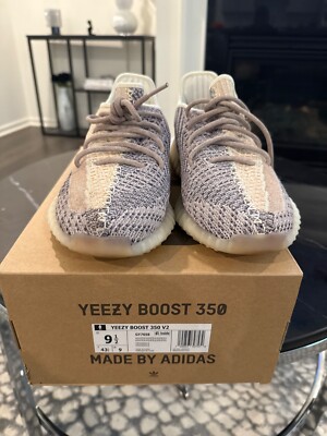 yeezy 350 v2 size 9.5