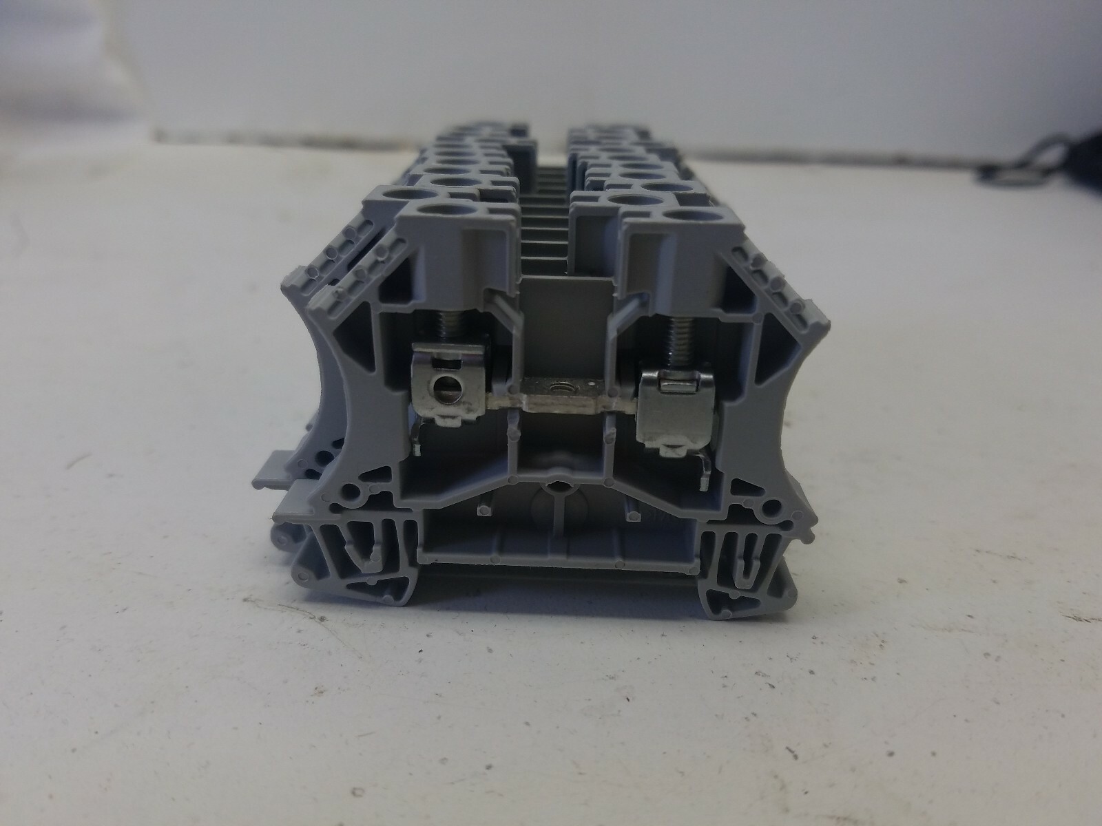 ALLEN BRADLEY (LOT OF 11) 1492-J6 TERMINAL BLOCKS