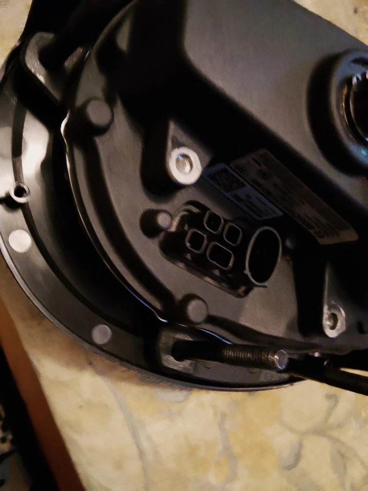 Bosch  E-Bike Motor Performance Line  Schwarz Antrieb  - Bild 2 von 4