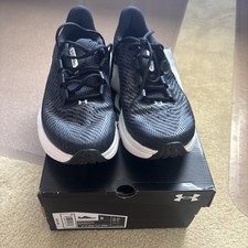 Under Armour Womens Infinite Pro Black size 9...