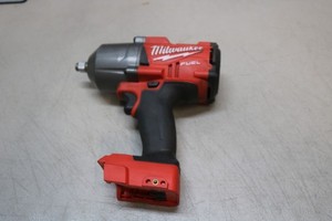 M18 FUEL™ 1/2" High Torque Impact Wrench with Friction Ring (Tool Only)