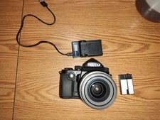 pentax kp camera digital SLR 24 mp great condition 2 batteries 1 charger
