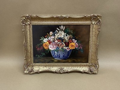 Öl auf Karton Stillleben mit Blumen in Schale von RM Crampton British 20. Jahrhundert