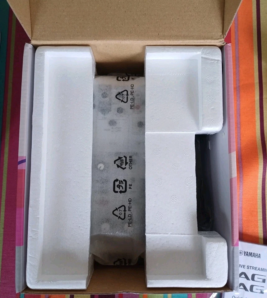 Yamaha AG03 MK2 3 Channel Live Streaming Mixer - White - FREE POSTAGE ✅️ - Image 3 of 4