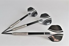 LIGHTWEIGHTS 80% SCALLOP TUNGSTEN DARTS SET FLIGHTS STEMS & WALLET 12g