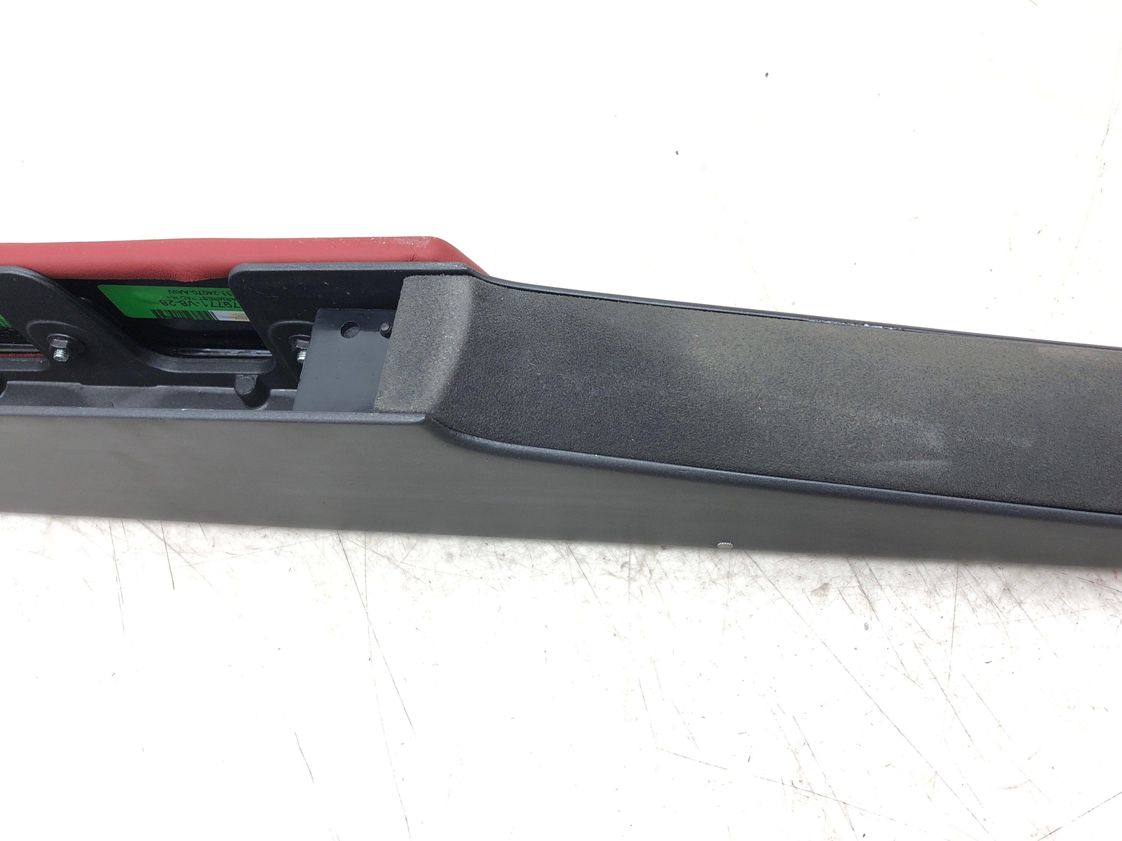 2009 ASTON MARTIN VANTAGE FRONT RIGHT DOOR TRIM ARMREST LEATHER 4G43-24104 OEM