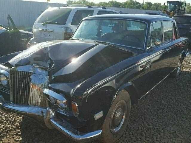 Wood Upper Center Console Trim for 1970 Rolls Royce