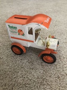 Ertl Tropicana Orange Juice 1905 Delivery Car Bank 1/25 Scale Antique