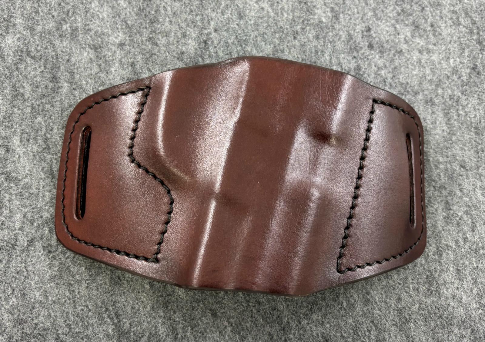 RH Mahogany MTR Custom Leather Belt Holster - Sig SP2340
