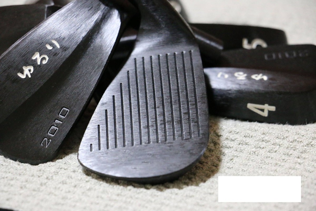 Wedge De Golf KEIGEKIKU YURURI TOUR - 52 Degrés - Manche Acier - Main Droite (Occasion)