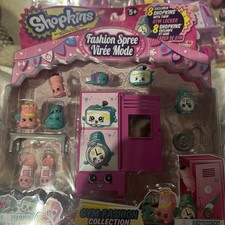 Shopkins Fashion Spree Gym Fashion Collection 8 Items w/ Locker NEW