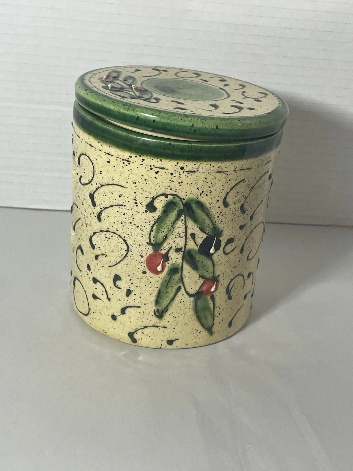 1980 Handcrafted Elaboration Artesanal Ceramic Ginger Garlic Granada Keeper Lid