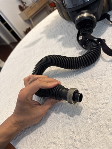 MSA Air Mask Size Medium From Ultralite II Model FHR Pressure Demand Type.    C1 - Afbeelding 4 van 13