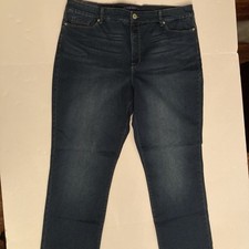 NWT Bandolino Any Women's Dark Blue jeans straight leg Size 18