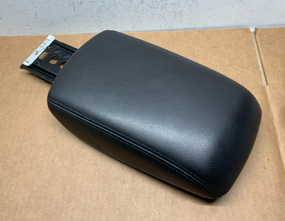 Conjunto de tapa reposabrazos consola central Ford Focus 2012-2018 1519656X Foto 2 de 4