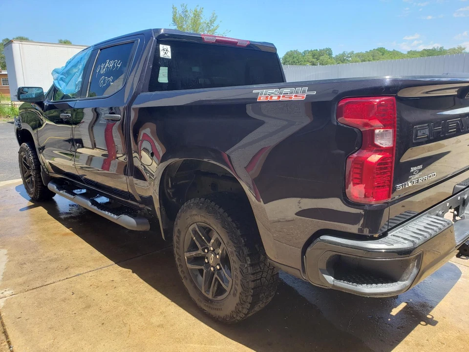 20 21 22 23 SILVERADO 1500 PICKUP Air Flow Meter ID# 12714453 - Image 4 of 4