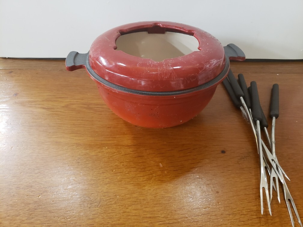 SWISSMAR  Orange Cast Iron Enamel Fondue Pot + 6 forks