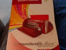Cricut Expression 24" Personal Electronic Cutter Lot CREX001 RED w/ 4 cartridges