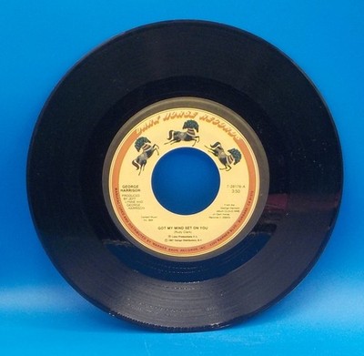 George Harrison 45 ''Got My Mind Set On You / Lay His Head'' EX VG++ E13