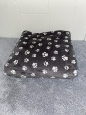 Gray plush pet paw print blanket for dogs  cats 49in x 63in