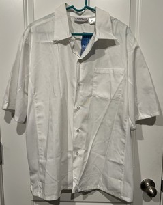 Chef Works Short Sleeve Button Up Size Large Never Never Worn Breathable