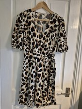 NEW WITH TAGS George Leopard Print Wrap Dress – Size 8