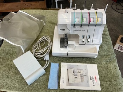 Pfaff 4842 Hobbylock Serger w/ Manual,pedal and cover Exc cond tested