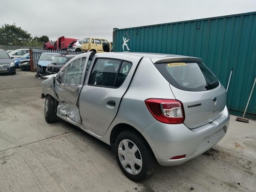 2014 DACIA SANDERO MK2 B52 1.2 PETROL MANUAL PASSENGER LEFT FRONT HUB 400151018R - Picture 8 of 9