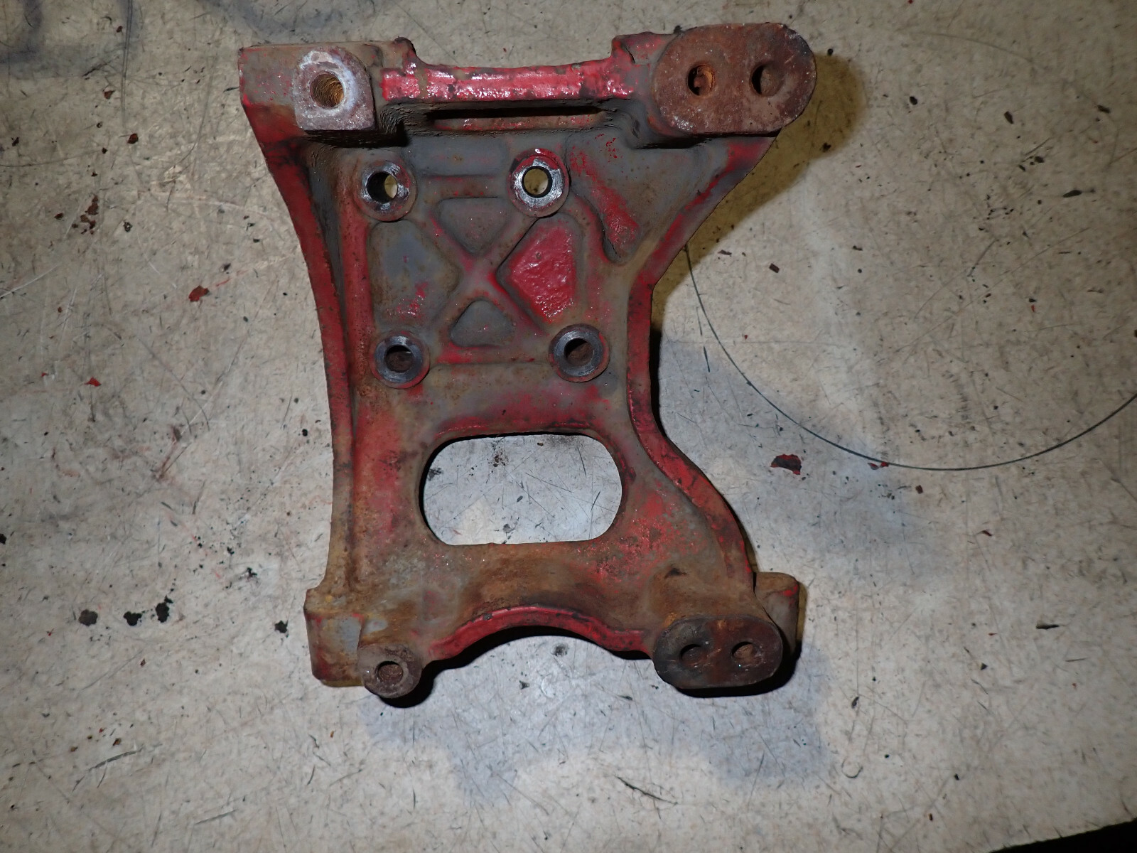 Cummins ISB 6.7L Diesel Engine Alternator Support Bracket 4947369 ...