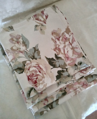 Crate & Barrel  Napkins Floral Roses Set of 4 100% Cotton  Cottagecore 21'' x 21''