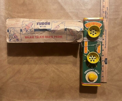 TUDOR WALKIE TALKIE RADIO PHONE TIN TOY 1950s NICE WT-175 With Box